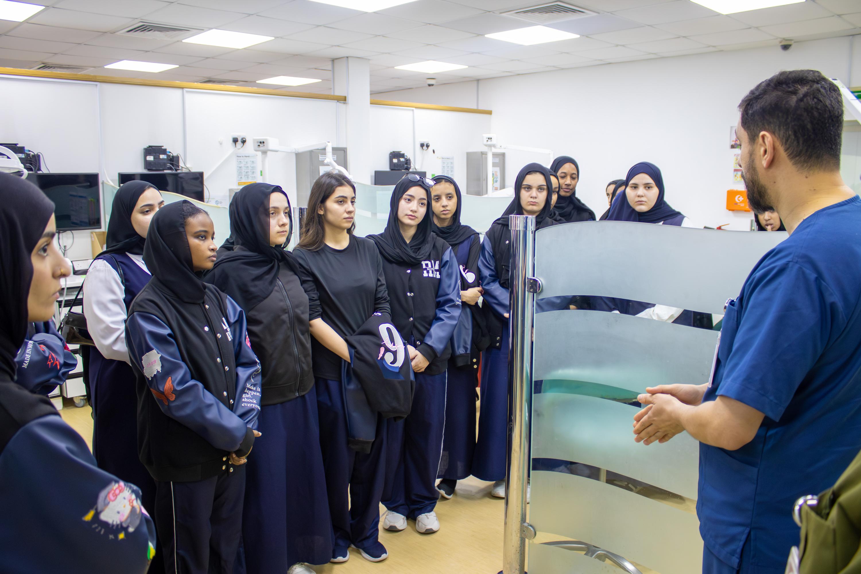 images/cache/38239440217053646665701012 6.jpg